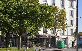 Hôtel de la Place des Alpes